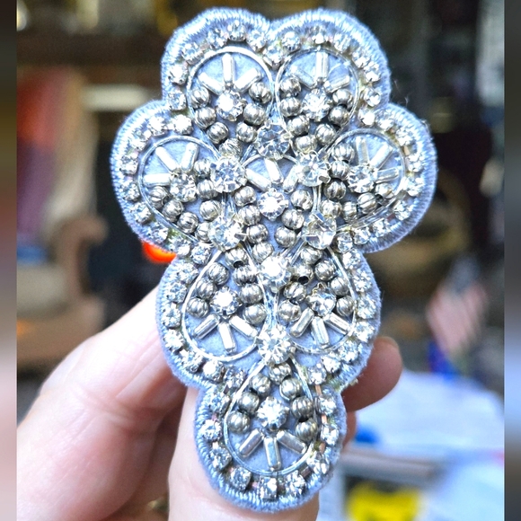 Kharma by Avelon Accessories - Elegant Silver Embellished hand beaded hair clip